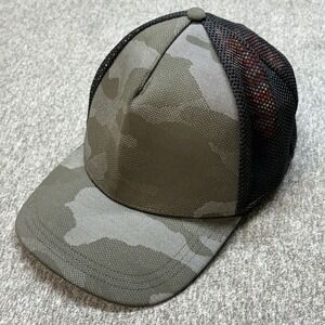 Lululemon Commission Hat Trucker Snap Back Men's Black Grey Camouflage Mesh